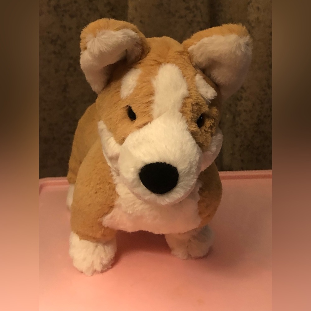 Jellycat BETTY CORGI - Medium
In Great Condition